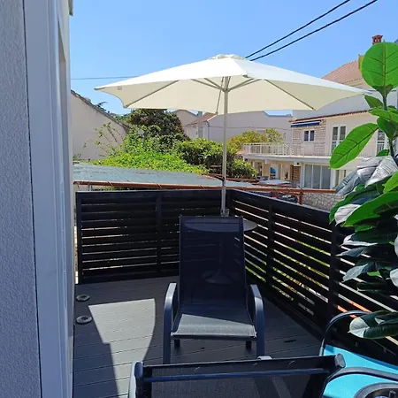 Apartman & Biograd Paszman *