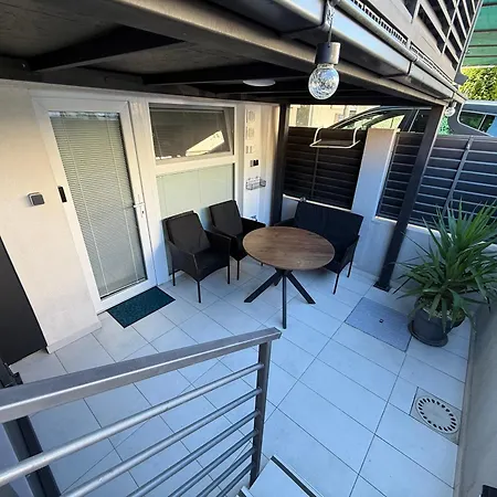 & Biograd Paszman Appartement *